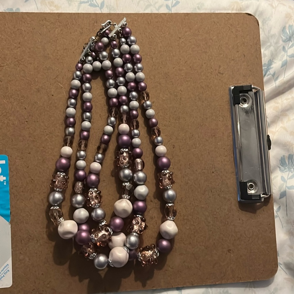 Acrylic beads necklace